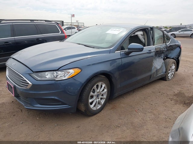 Ford FUSION S 2018 3FA6P0G70JR277649 Image 2