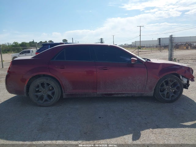 2021 Chrysler 300 მანქანა იყიდება აუქციონზე, vin: 2C3CCABG1MH520220, აუქციონის ნომერი: 45102416