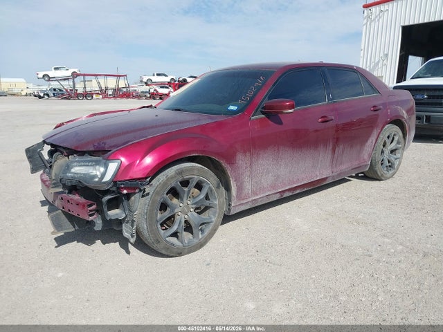 2021 Chrysler 300 მანქანა იყიდება აუქციონზე, vin: 2C3CCABG1MH520220, აუქციონის ნომერი: 45102416