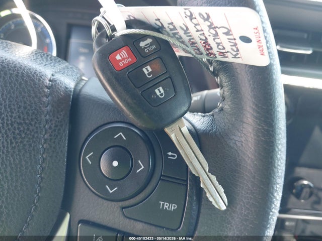 2018 Toyota Corolla Se მანქანა იყიდება აუქციონზე, vin: 5YFBURHE9JP786518, აუქციონის ნომერი: 45102423