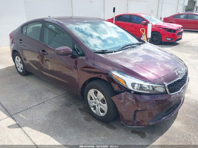45102448 :رقم المزاد ، 3KPFL4A73HE017947 vin ، 2017 Kia Forte Lx مزاد بيع