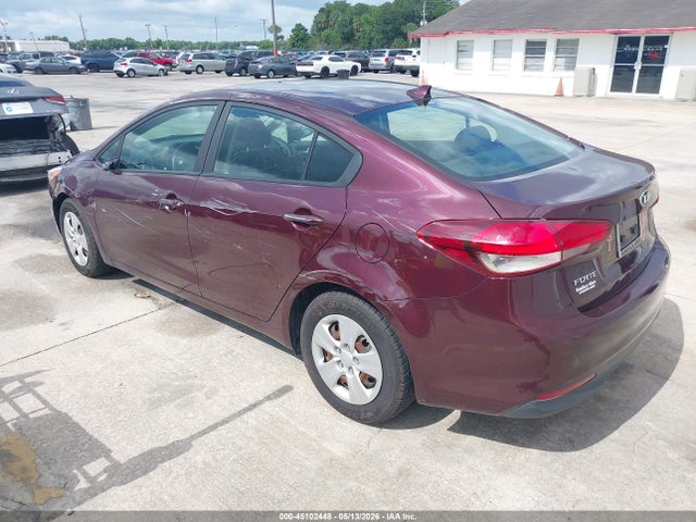 45102448 :رقم المزاد ، 3KPFL4A73HE017947 vin ، 2017 Kia Forte Lx مزاد بيع