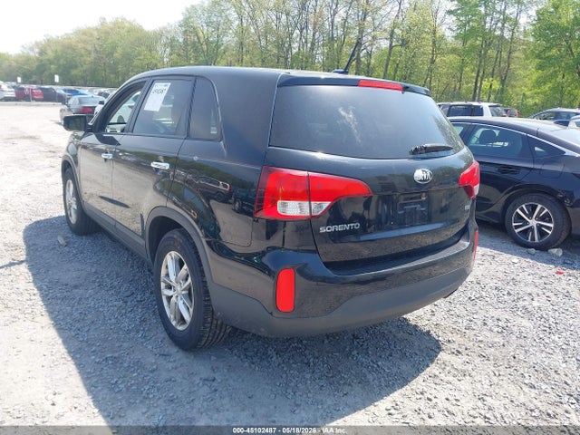 2015 Kia Sorento Lx მანქანა იყიდება აუქციონზე, vin: 5XYKT3A60FG592779, აუქციონის ნომერი: 45102487