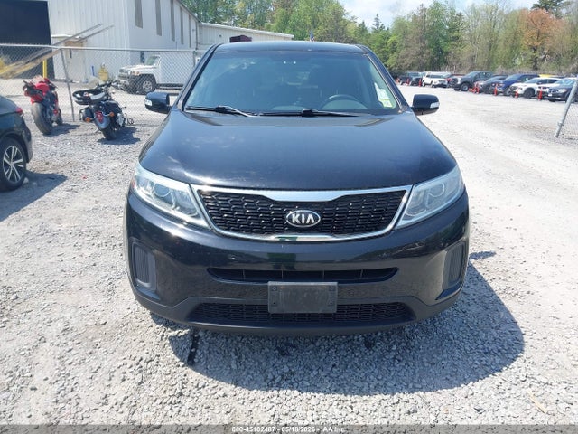 2015 Kia Sorento Lx მანქანა იყიდება აუქციონზე, vin: 5XYKT3A60FG592779, აუქციონის ნომერი: 45102487