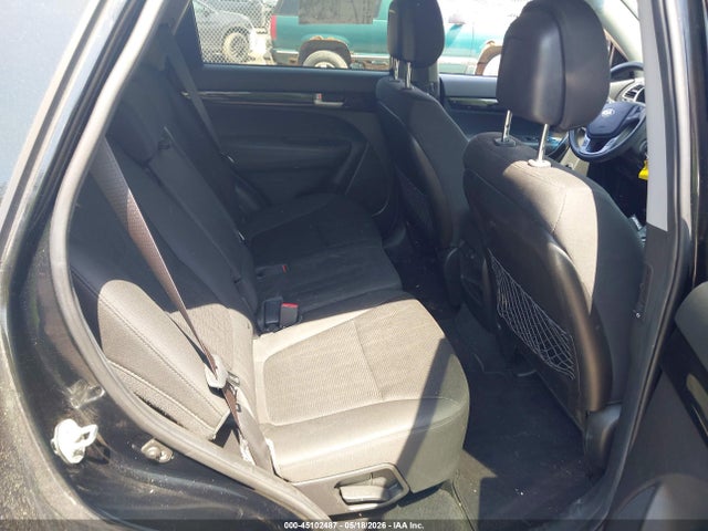 2015 Kia Sorento Lx მანქანა იყიდება აუქციონზე, vin: 5XYKT3A60FG592779, აუქციონის ნომერი: 45102487