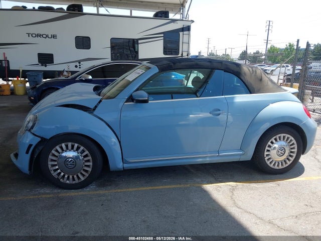 Продажа на аукционе авто 2014 Volkswagen Beetle 1.8t, vin: 3VW517AT1EM823204, номер лота: 45102488