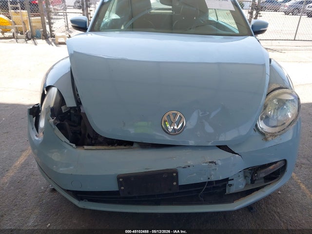 Продажа на аукционе авто 2014 Volkswagen Beetle 1.8t, vin: 3VW517AT1EM823204, номер лота: 45102488