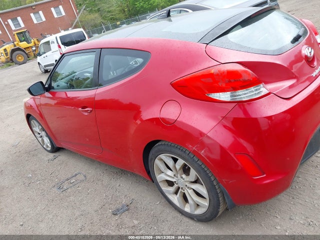Aukcja sprzedaży 2013 Hyundai Veloster Base W/gray, vin: KMHTC6AD7DU175588, numer aukcji: 45102509