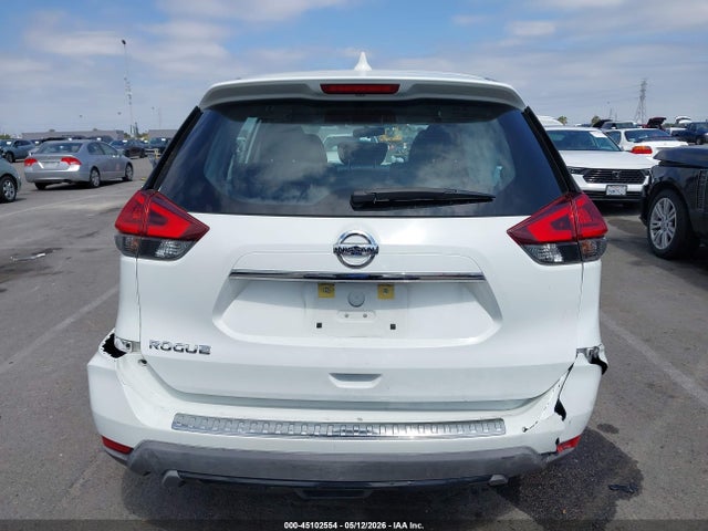 Nissan ROGUE S 2018 KNMAT2MT9JP595872 Image 17