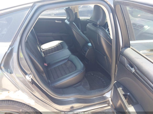 3FA6P0H70JR180630 Ford FUSION SE