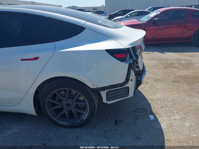 Auction sale of the 2021 Tesla Model 3 Standard Range Plus Rear-wheel Drive, vin: 5YJ3E1EA6MF098299, lot number: 45102594