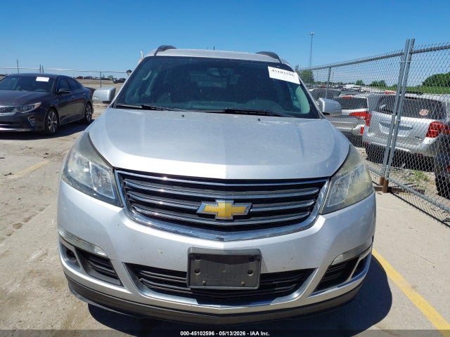 45102596 :رقم المزاد ، 1GNKVHKD1HJ192129 vin ، 2017 Chevrolet Traverse 2lt مزاد بيع