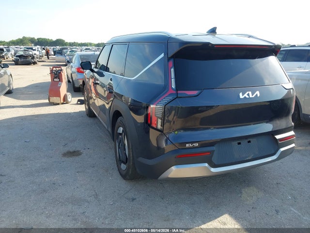45102606 :رقم المزاد ، 5XYAFFS55TG012609 vin ، 2026 Kia Ev9 Wind مزاد بيع