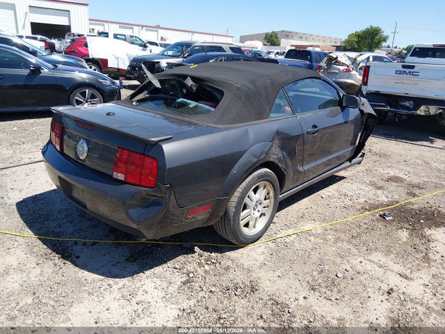 Auction sale of the 2007 Ford Mustang V6 Deluxe/v6 Premium, vin: 1ZVHT84N375205031, lot number: 45102664