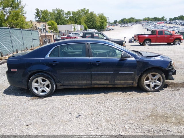 Продажа на аукционе авто 2010 Chevrolet Malibu Ls, vin: 1G1ZB5EB3AF212102, номер лота: 45102666