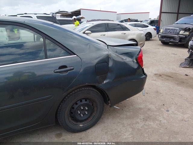 2004 Toyota Camry Le მანქანა იყიდება აუქციონზე, vin: 4T1BE32K34U322510, აუქციონის ნომერი: 45102704