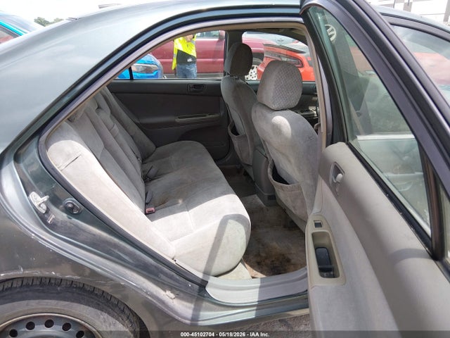 2004 Toyota Camry Le მანქანა იყიდება აუქციონზე, vin: 4T1BE32K34U322510, აუქციონის ნომერი: 45102704