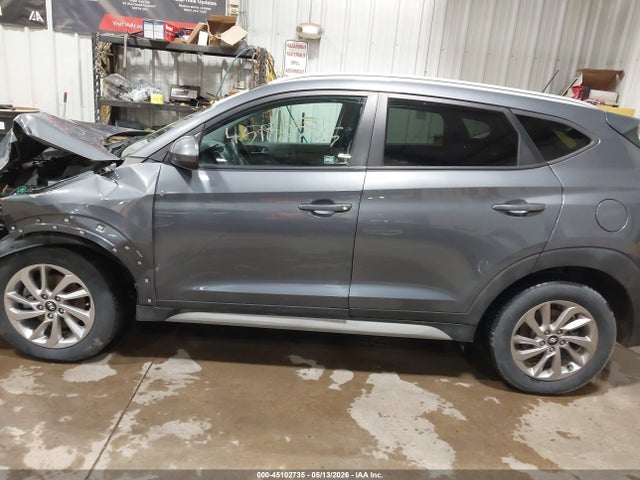 Продаж на аукціоні авто 2017 Hyundai Tucson Se, vin: KM8J3CA44HU414946, номер лоту: 45102735