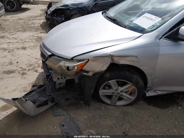 2013 Toyota Camry Se მანქანა იყიდება აუქციონზე, vin: 4T1BF1FK1DU299501, აუქციონის ნომერი: 45102813