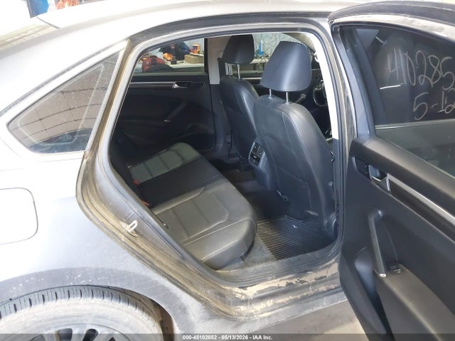 45102852 :رقم المزاد ، 1VWBS7A36GC018237 vin ، 2016 Volkswagen Passat 1.8t Se مزاد بيع