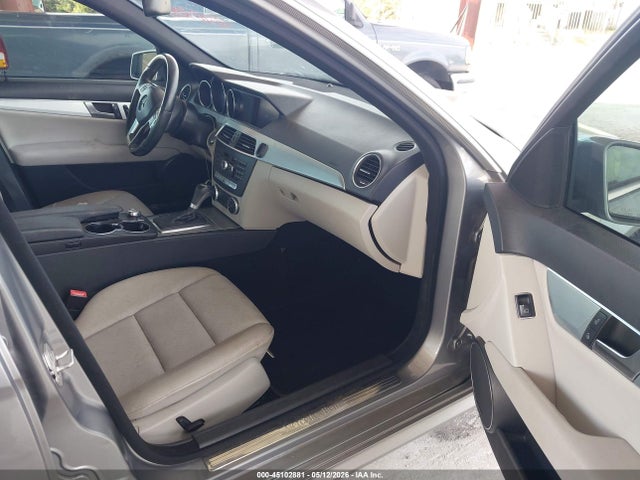 Aukcja sprzedaży 2014 Mercedes-benz C 250 Sport, vin: WDDGF4HB6EA963146, numer aukcji: 45102881