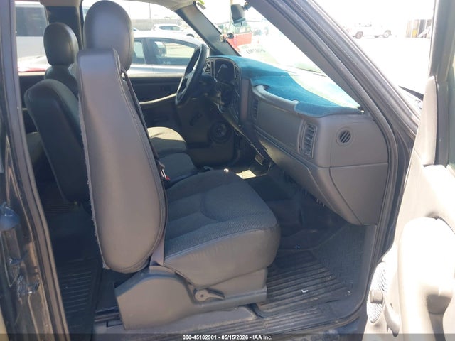 Продажа на аукционе авто 2003 Chevrolet Silverado 1500 Work Truck, vin: 2GCEC19X131338292, номер лота: 45102901