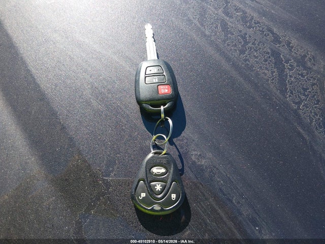 Продаж на аукціоні авто 2015 Toyota Rav4 Xle, vin: 2T3RFREV8FW240903, номер лоту: 45102910
