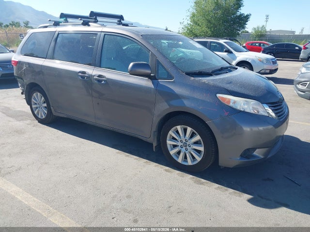 2015 5TDJK3DC6FS105636 main image
