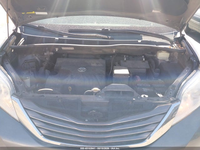 Toyota Sienna Le 7 Passenger 2015 5TDJK3DC6FS105636 Image 10