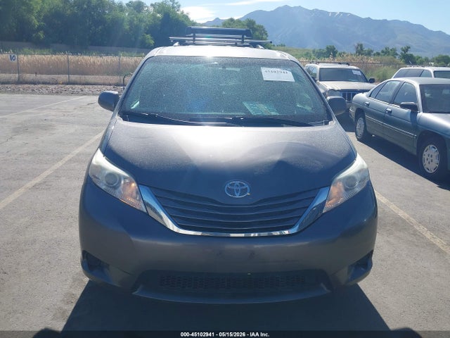 Toyota Sienna Le 7 Passenger 2015 5TDJK3DC6FS105636 Image 12