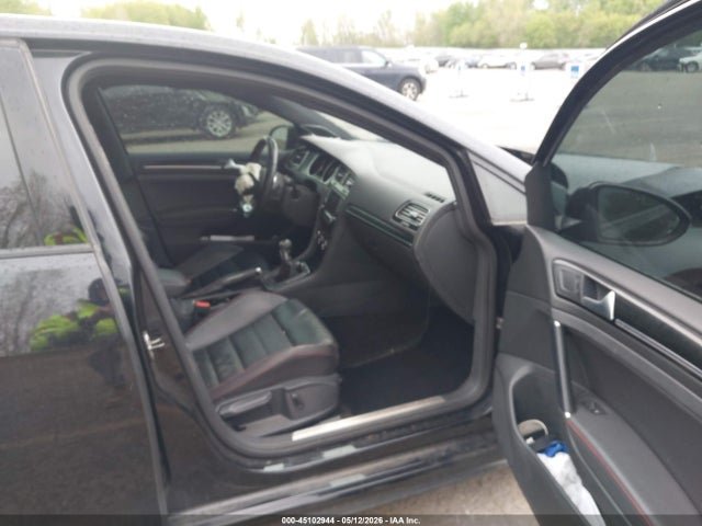 Продаж на аукціоні авто 2015 Volkswagen Golf Gti 2.0t Se 4-door, vin: 3VW5T7AUXFM002560, номер лоту: 45102944