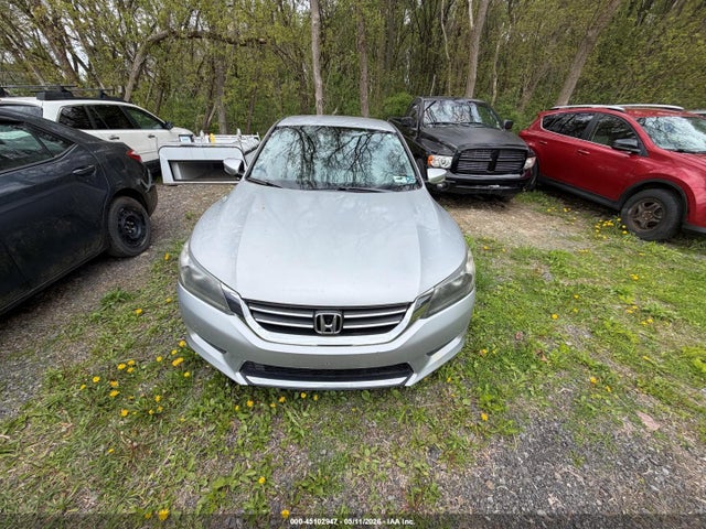 2015 Honda Accord Lx მანქანა იყიდება აუქციონზე, vin: 1HGCR2E3XFA044352, აუქციონის ნომერი: 45102947