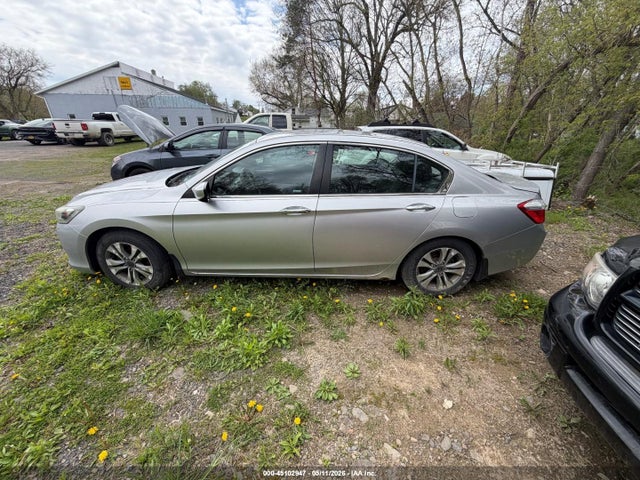 2015 Honda Accord Lx მანქანა იყიდება აუქციონზე, vin: 1HGCR2E3XFA044352, აუქციონის ნომერი: 45102947