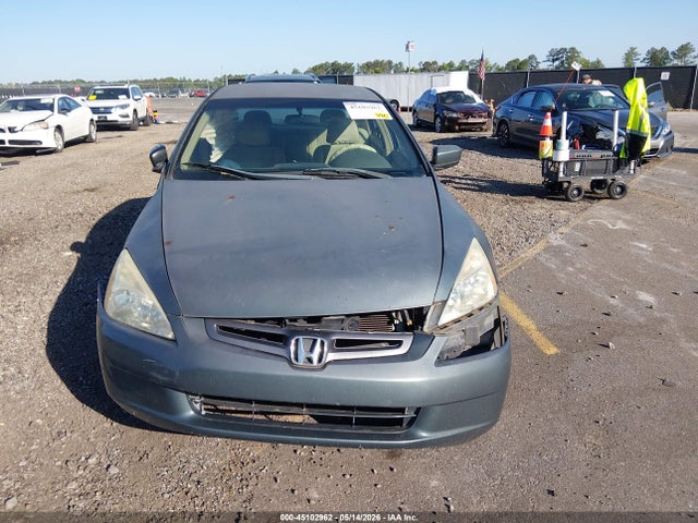 45102962 :رقم المزاد ، 1HGCM56415A136956 vin ، 2005 Honda Accord 2.4 Lx مزاد بيع