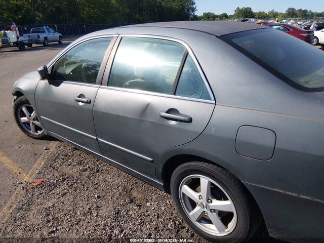45102962 :رقم المزاد ، 1HGCM56415A136956 vin ، 2005 Honda Accord 2.4 Lx مزاد بيع