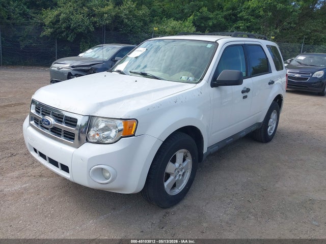 2010 Ford Escape Xlt მანქანა იყიდება აუქციონზე, vin: 1FMCU9D70AKD27657, აუქციონის ნომერი: 45103012