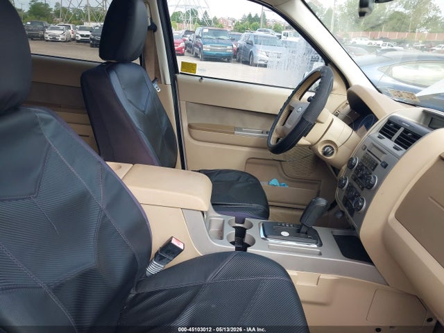 2010 Ford Escape Xlt მანქანა იყიდება აუქციონზე, vin: 1FMCU9D70AKD27657, აუქციონის ნომერი: 45103012
