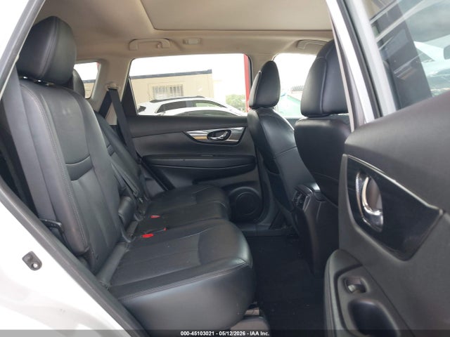 45103021 :رقم المزاد ، 5N1AT2MV8FC833397 vin ، 2015 Nissan Rogue Sl مزاد بيع