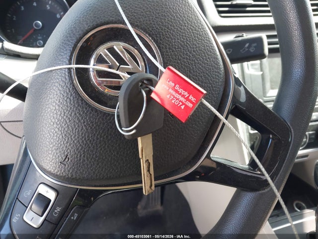 Aukcja sprzedaży 2016 Volkswagen Passat 1.8t S, vin: 1VWAT7A38GC036957, numer aukcji: 45103061