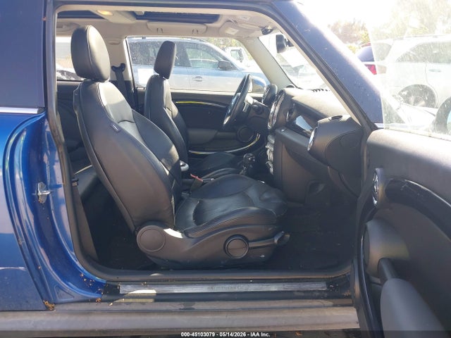 Продаж на аукціоні авто 2008 Mini Cooper, vin: WMWMF33558TT63023, номер лоту: 45103079