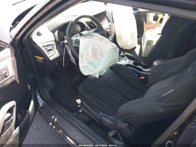 Продаж на аукціоні авто 2015 Hyundai Veloster, vin: KMHTC6AD8FU240175, номер лоту: 45103091