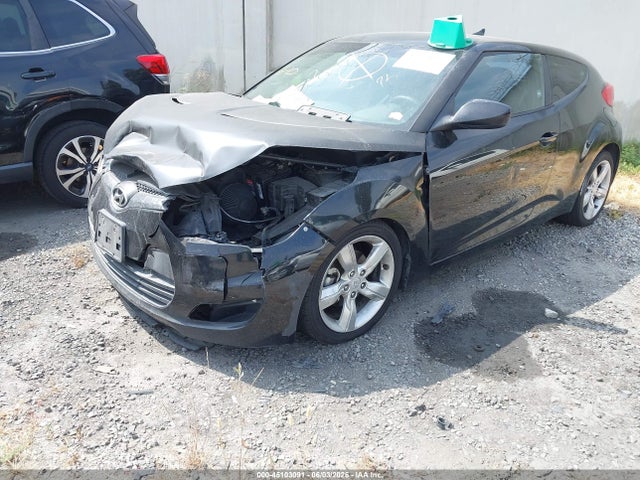 Продаж на аукціоні авто 2015 Hyundai Veloster, vin: KMHTC6AD8FU240175, номер лоту: 45103091