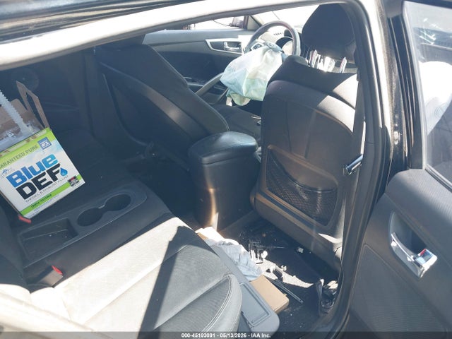 Продаж на аукціоні авто 2015 Hyundai Veloster, vin: KMHTC6AD8FU240175, номер лоту: 45103091