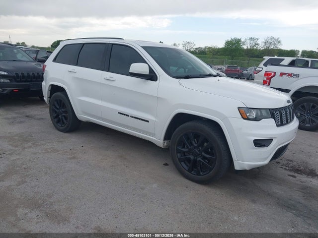 Продаж на аукціоні авто 2017 Jeep Grand Cherokee Altitude 4x4, vin: 1C4RJFAG5HC720245, номер лоту: 45103101