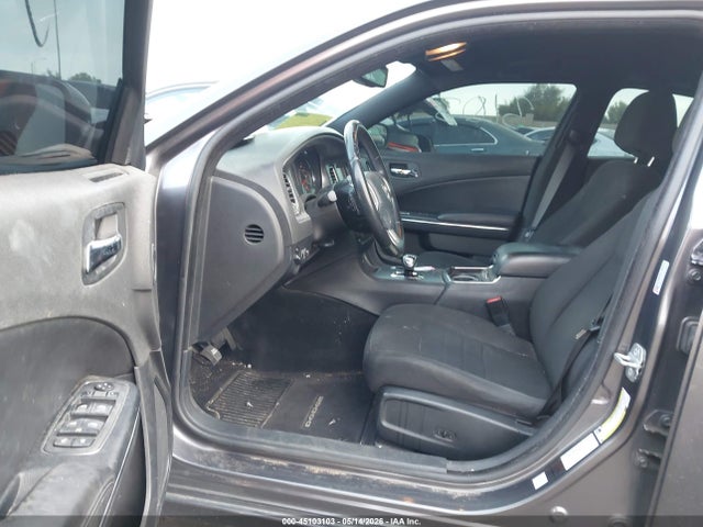 45103103 :رقم المزاد ، 2C3CDXBG2EH205928 vin ، 2014 Dodge Charger Se مزاد بيع