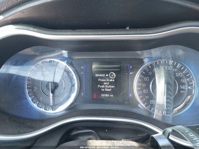Продаж на аукціоні авто 2015 Chrysler 200 Limited, vin: 1C3CCCAB1FN711079, номер лоту: 45103154