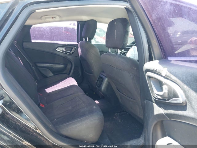 Продаж на аукціоні авто 2015 Chrysler 200 Limited, vin: 1C3CCCAB1FN711079, номер лоту: 45103154