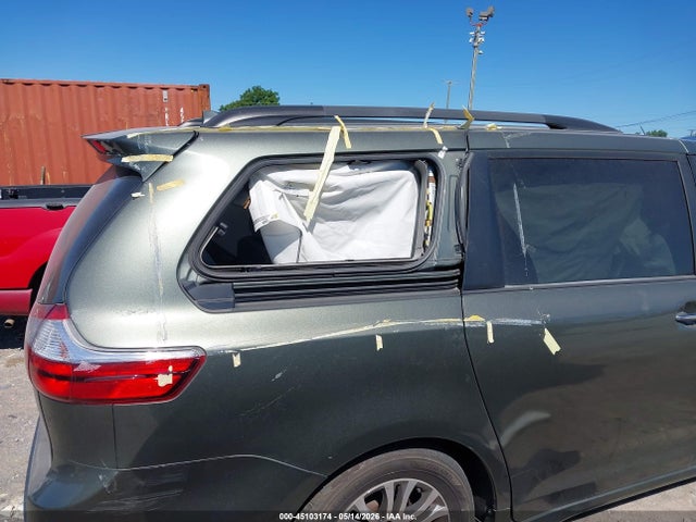 45103174 :رقم المزاد ، 5TDYZ3DC4KS984042 vin ، 2019 Toyota Sienna Xle 8 Passenger مزاد بيع