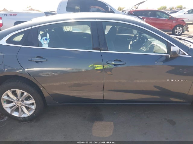 1G1ZD5ST8MF070244 Chevrolet Malibu Fwd Lt