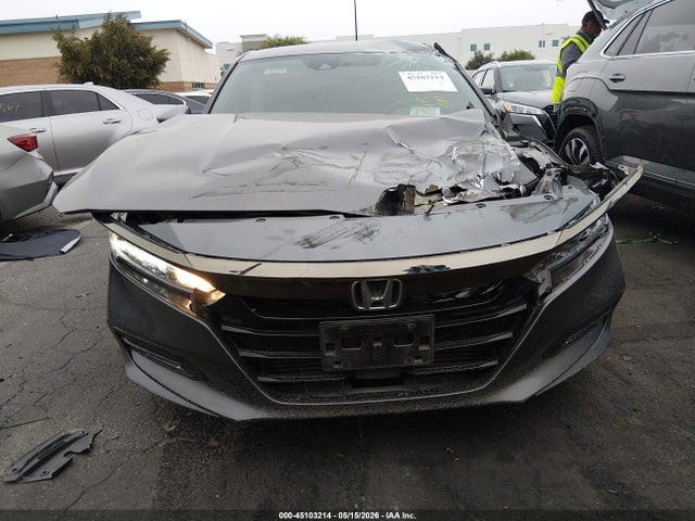 1HGCV1F33KA069379 Honda Accord Sport